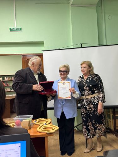 6 ���� ������ �.�. ��������