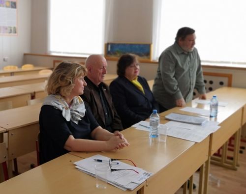 Обсуждение выпускной квалификационной работы Неделиной Виктории. Выступает профессор Котышов А.В.Присутствуют Московская Г.П., Гусейнов Г.М., Дементьева Ю.В., Маныкина Ю.Н.