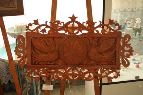 Иголкина Ксения, декоративный рельеф (дерево)