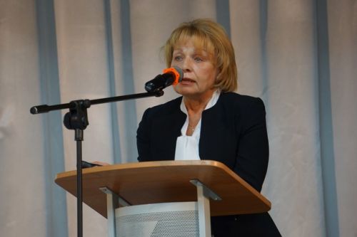 Ирина Валерьевна Штанкина представляет свой доклад