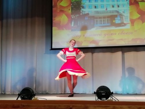 Скляр Диана  студентка НХТ-О-19 с выступлением на концерте посвященом Дню работника образования 2019г.
