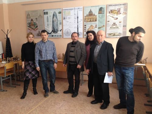 Преподаватели ГГУ на просмотре студентов направления дизайн