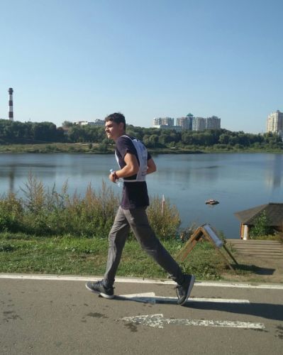 Артем Кляузов на дистанции 10 км