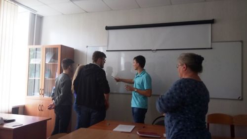 Разбор экономико-математических задач представляет сложность для певокурсник и одному не справиться