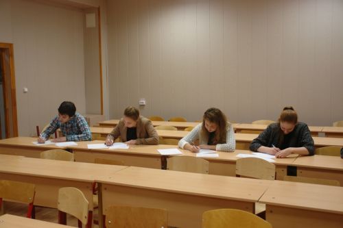Студенты 6 курса специальности ДПИ
