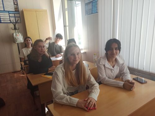 Студенты 4 курса