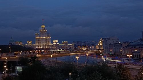 777
