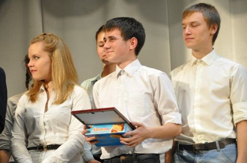 mEoVNYFG2Uk