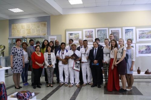 Гости 7 международного фестиваля ,,Художественная керамика,, из республик Никорагуа, Эль-Сальвадор, Кубы