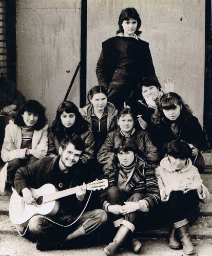 1986 , ...