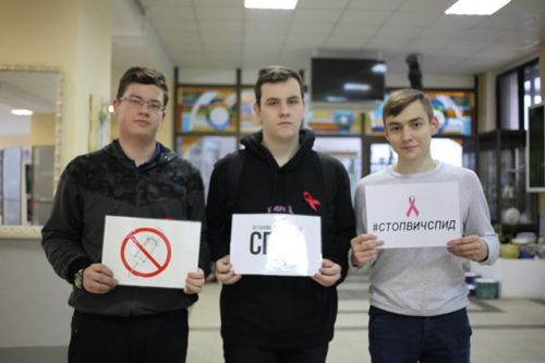 Студенты отделения строительства и информатики