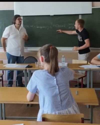 студент Перьков Александр во время сдачи государственного экзамена