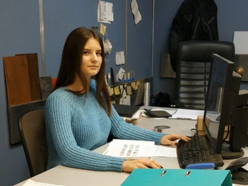 zm_ULsYMuXU