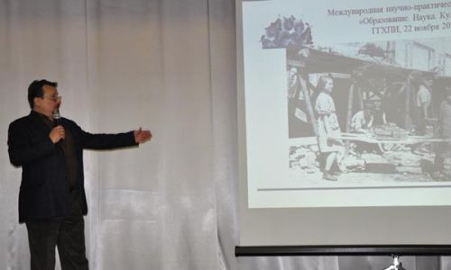 �����������-�.�.-��������